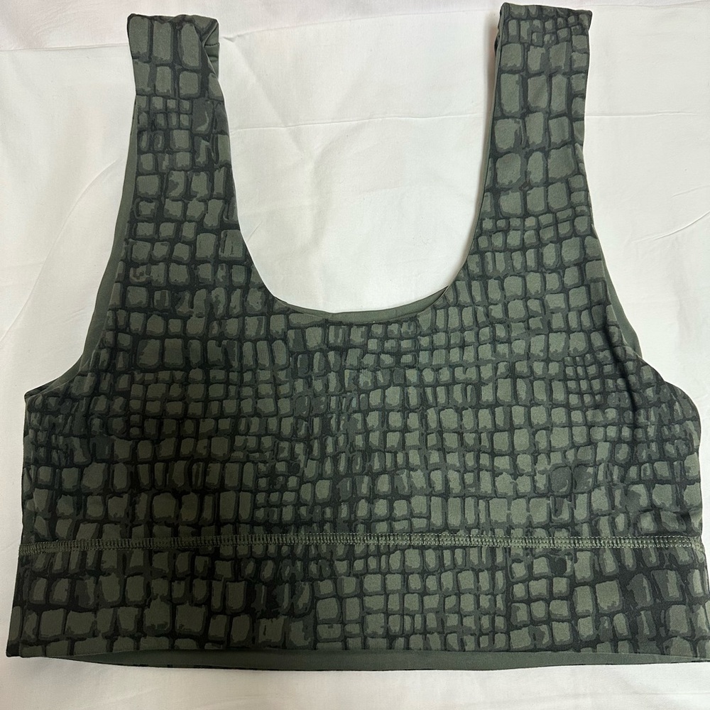 Fabletics Green Reptile Print Sports Bra Size Large Workout Top